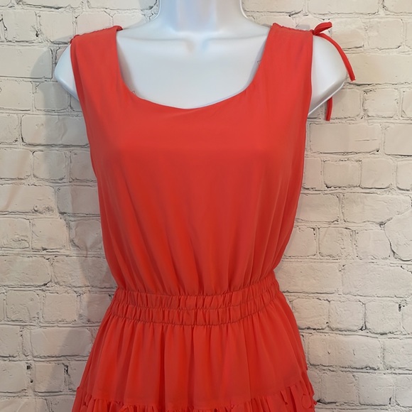 Olive & Oak coral mini dress - Picture 3 of 7